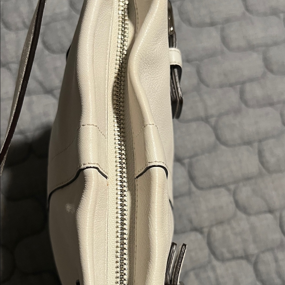 Coach 2000s Y2K buckle shoulder bag - Picture 5 of 11